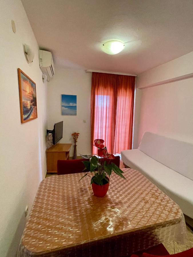 Apartments Sime 希贝尼克 外观 照片