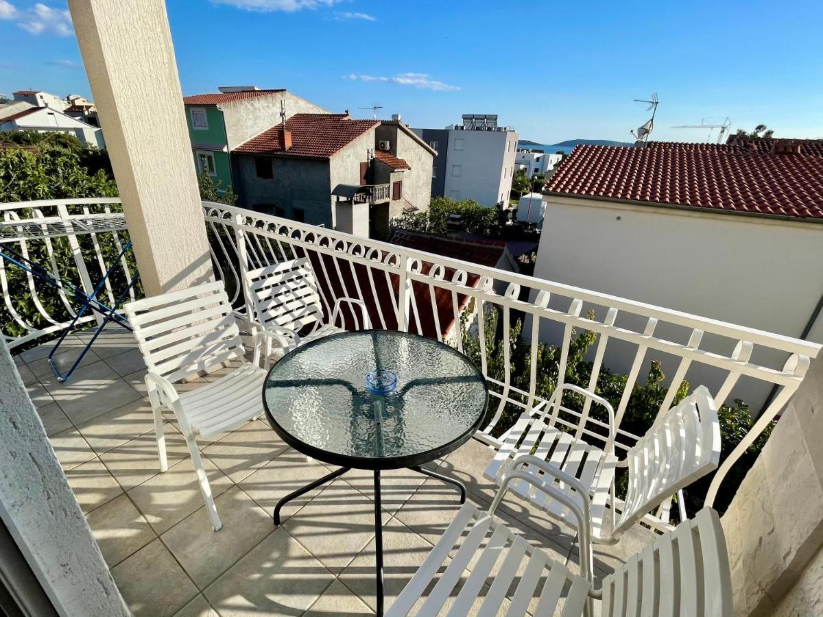 Apartments Sime 希贝尼克 外观 照片