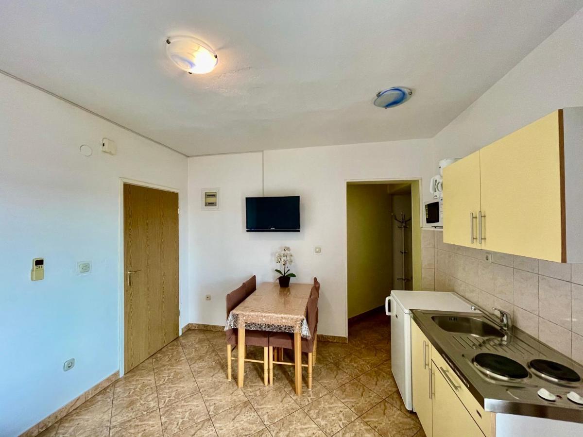 Apartments Sime 希贝尼克 外观 照片