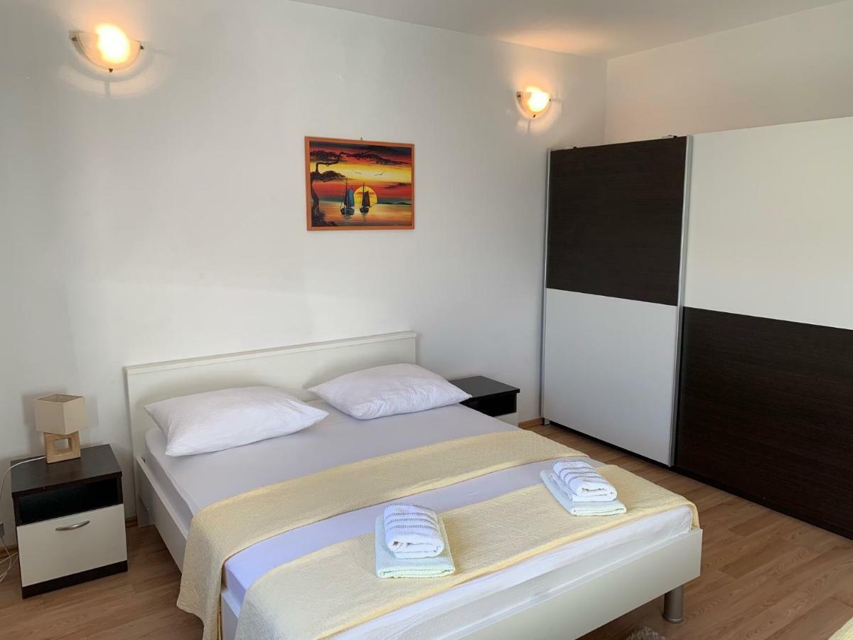 Apartments Sime 希贝尼克 外观 照片
