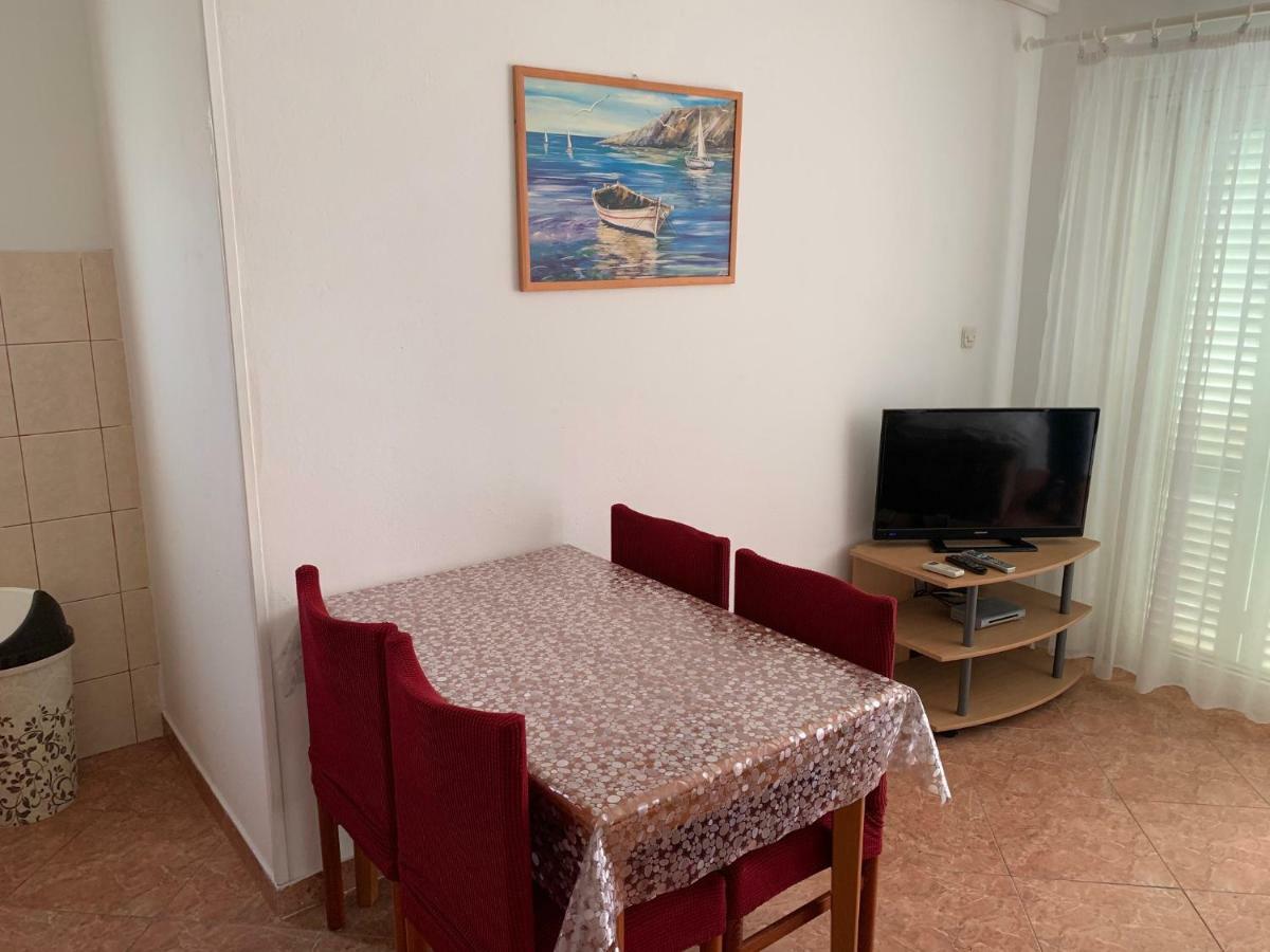 Apartments Sime 希贝尼克 外观 照片